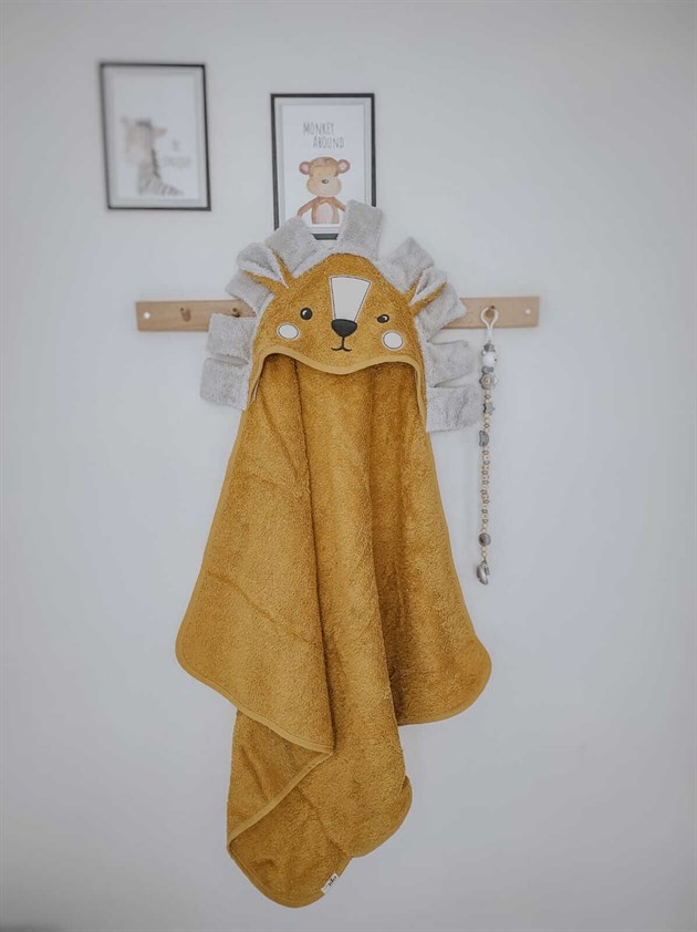 100197-16Aslan Figürlü Bebek Havlu 75x75 cm Hardal Sarı - CigitCigitAslan Figürlü Bebek Havlu 75x75 cm Hardal Sarı